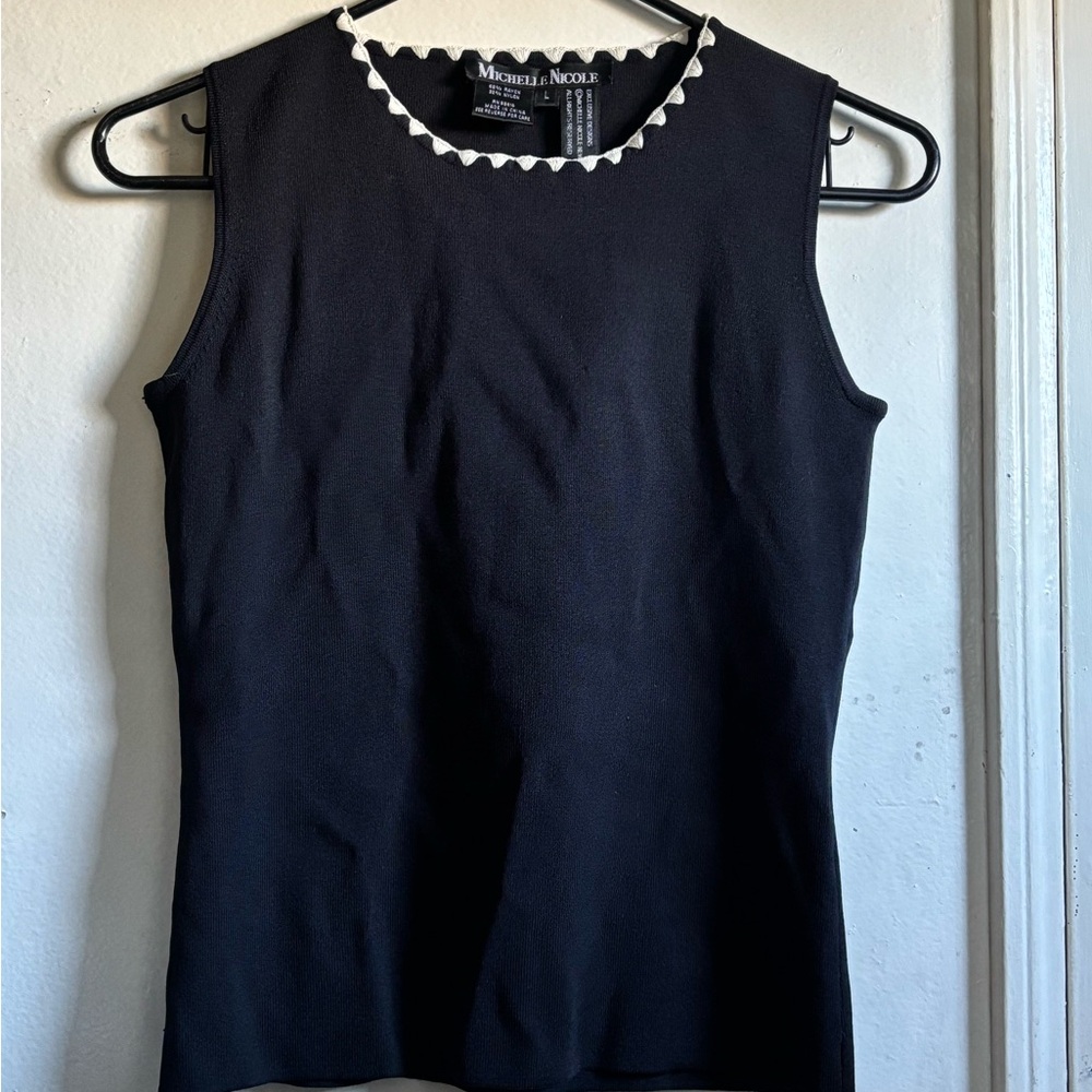 Vintage Michelle Nicole Scalloped Trim Knit Tank